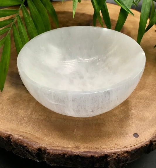 Selenite Bowl - 10cm Round